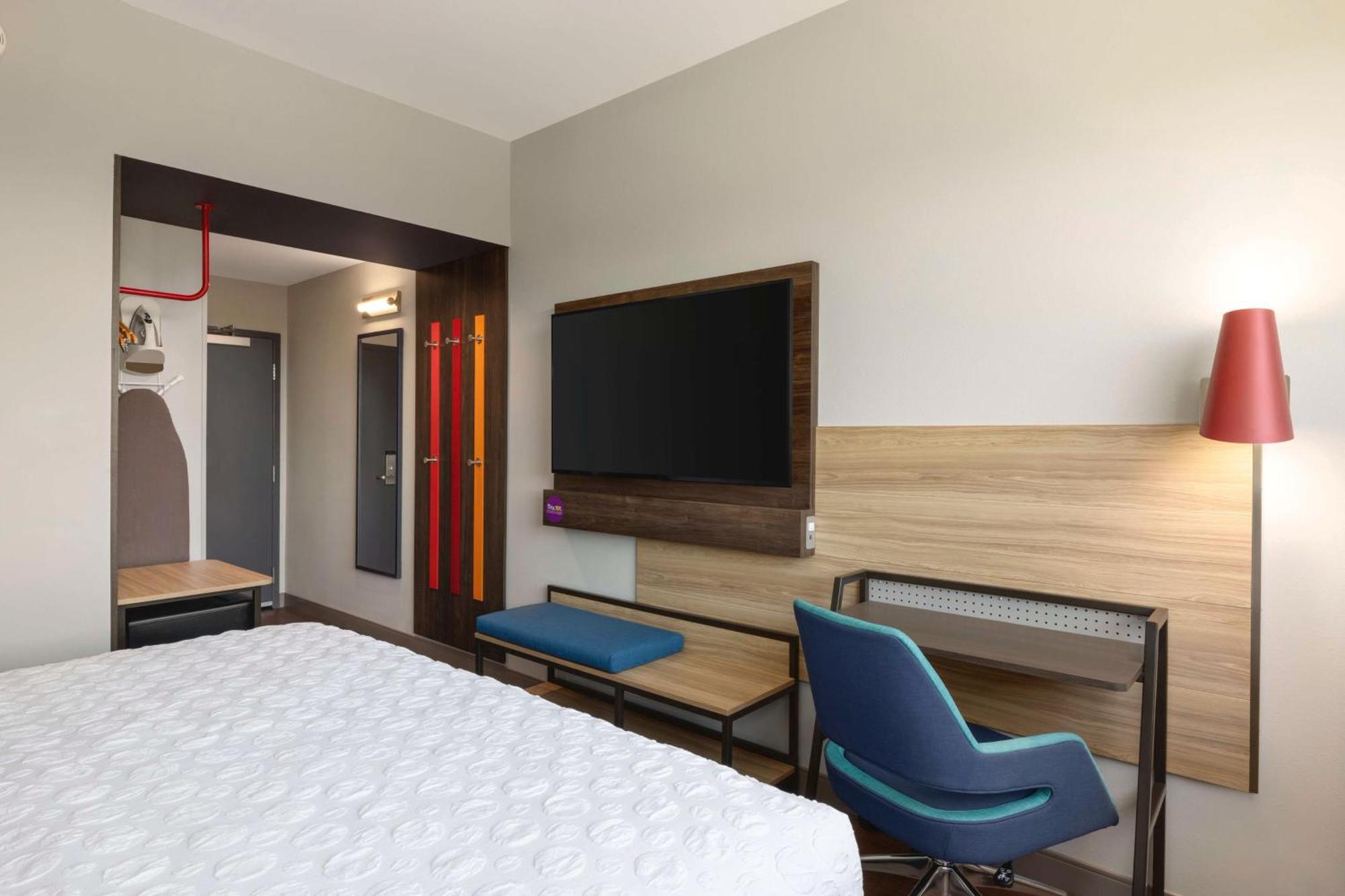 Отель Tru By Hilton Charlotte Tyvola I-77 Экстерьер фото